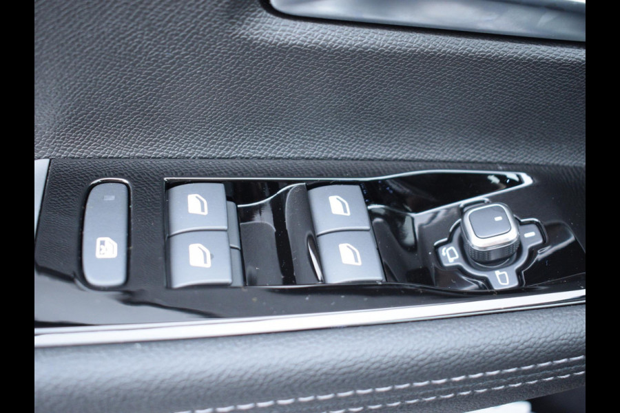 Opel Astra Electric 54 kWh GS | NAVI | 18" LICHTMETALEN VELGEN | AGR COMFORTSTOEL | STOELVERWARMING | PARKEERSENSOREN MET CAMERA | 15 KM