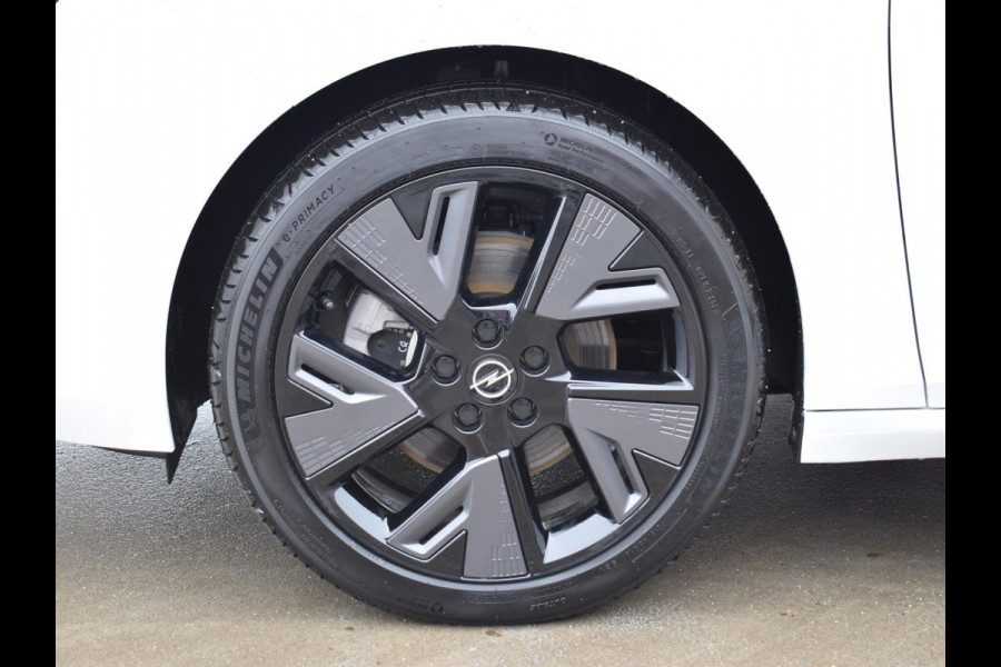 Opel Astra Electric 54 kWh GS | NAVI | 18" LICHTMETALEN VELGEN | AGR COMFORTSTOEL | STOELVERWARMING | PARKEERSENSOREN MET CAMERA | 15 KM