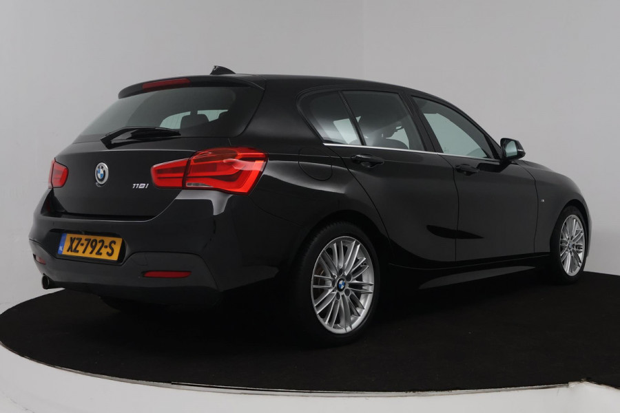 BMW 1-serie 118i Edition M Sport Shadow High Executive (STOELVERWARMING, ACHTERUITRIJCAMERA, PARKEERSENSOREN, DEALER ONDERHOUDEN)