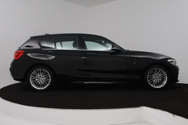 BMW 1-serie 118i Edition M Sport Shadow High Executive (STOELVERWARMING, ACHTERUITRIJCAMERA, PARKEERSENSOREN, DEALER ONDERHOUDEN)