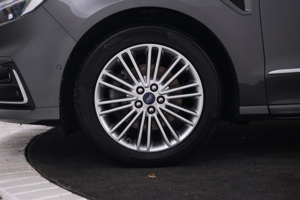 Ford S-Max 2.0 TDCi Vignale 190pk, 7 Pers, panorama, Automaat, Leer, Alle opties.