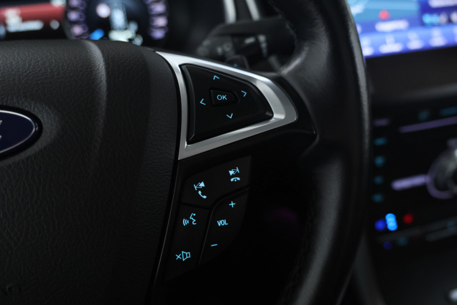 Ford S-Max 2.0 TDCi Vignale 190pk, 7 Pers, panorama, Automaat, Leer, Alle opties.