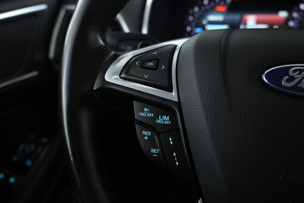 Ford S-Max 2.0 TDCi Vignale 190pk, 7 Pers, panorama, Automaat, Leer, Alle opties.