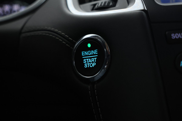 Ford S-Max 2.0 TDCi Vignale 190pk, 7 Pers, panorama, Automaat, Leer, Alle opties.