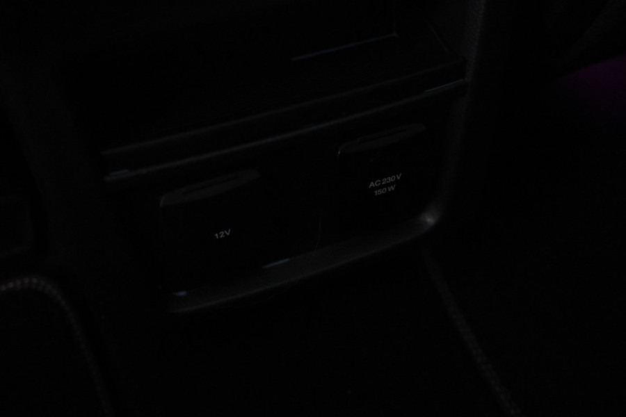 Ford S-Max 2.0 TDCi Vignale 190pk, 7 Pers, panorama, Automaat, Leer, Alle opties.