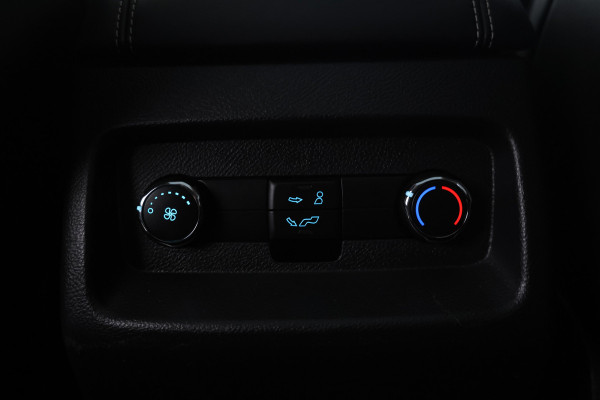 Ford S-Max 2.0 TDCi Vignale 190pk, 7 Pers, panorama, Automaat, Leer, Alle opties.