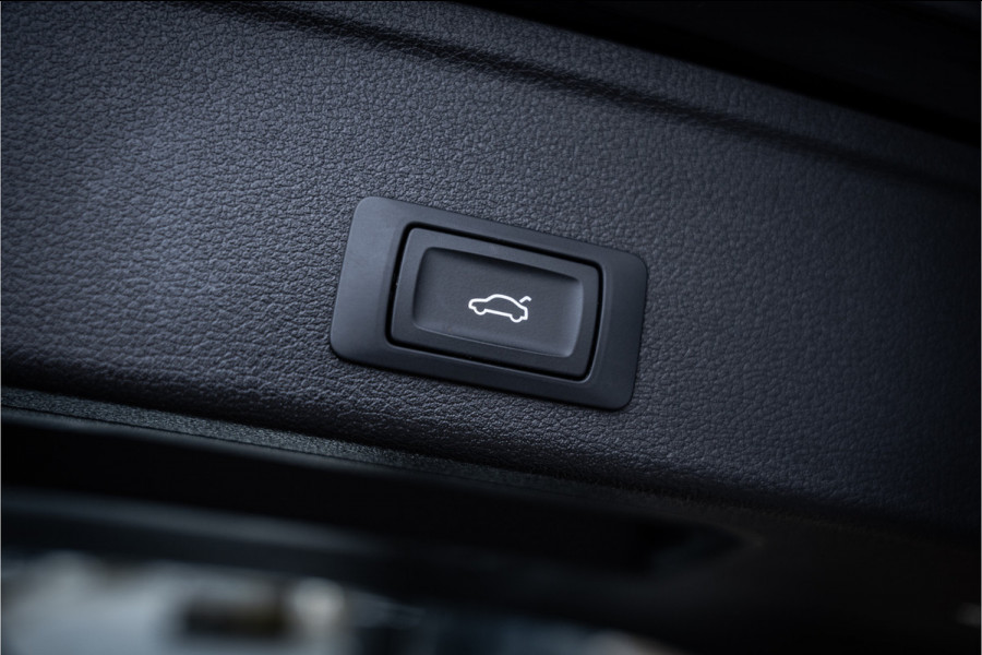 Audi A4 Avant 35 TFSI Launch edition Sport - S Line | Cruise Control | Sportstuur | Sfeerverlichting