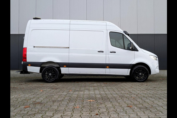 Mercedes-Benz Sprinter 316 160PK L2H2 3500KG TREKHAAK CRUISE CLIMATE M-BUX PARKEERSENSOREN CAMERA