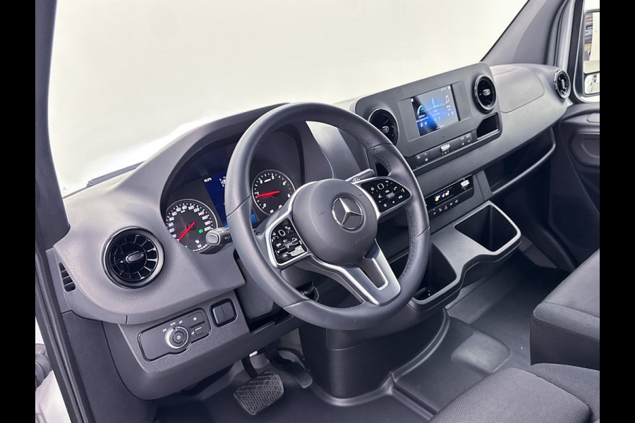 Mercedes-Benz Sprinter 317 1.9 Koelwagen L2H2 RWD Dag/Nacht koeling 24 Maanden Certified Garantie Kerstner Distronic Led