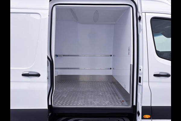 Mercedes-Benz Sprinter 317 1.9 Koelwagen L2H2 RWD Dag/Nacht koeling 24 Maanden Certified Garantie Kerstner Distronic Led
