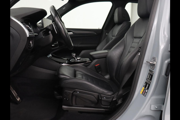 BMW X3 xDrive30e M Sport | Panoramadak | Leder | Stoelverwarming | Camera | Sportstoelen | Carplay | 20'' | Navigatie | Live Cockpit