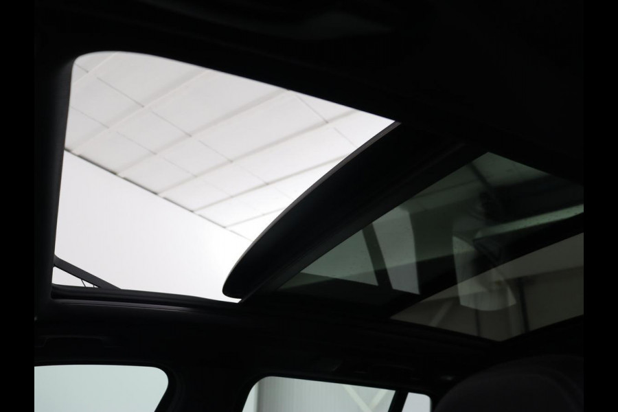 BMW X3 xDrive30e M Sport | Panoramadak | Leder | Stoelverwarming | Camera | Sportstoelen | Carplay | 20'' | Navigatie | Live Cockpit