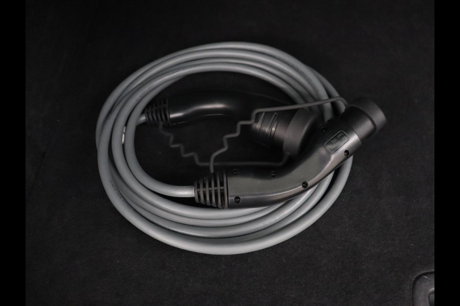 BMW X3 xDrive30e M Sport | Panoramadak | Leder | Stoelverwarming | Camera | Sportstoelen | Carplay | 20'' | Navigatie | Live Cockpit