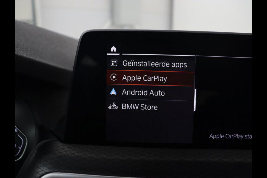 BMW X3 xDrive30e M Sport | Panoramadak | Leder | Stoelverwarming | Camera | Sportstoelen | Carplay | 20'' | Navigatie | Live Cockpit