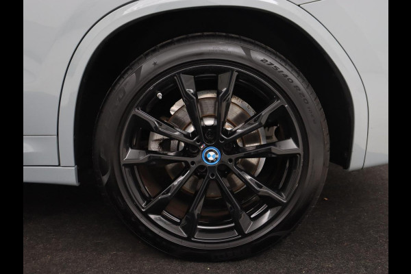 BMW X3 xDrive30e M Sport | Panoramadak | Leder | Stoelverwarming | Camera | Sportstoelen | Carplay | 20'' | Navigatie | Live Cockpit