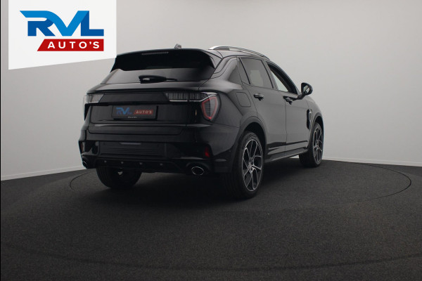 Lynk & Co 01 1.5 261PK Plug-in Hybrid * Black pakket* ZWARTE HEMEL* 360° Camera Pano/dak Apple/Carplay Adaptive/Cruise