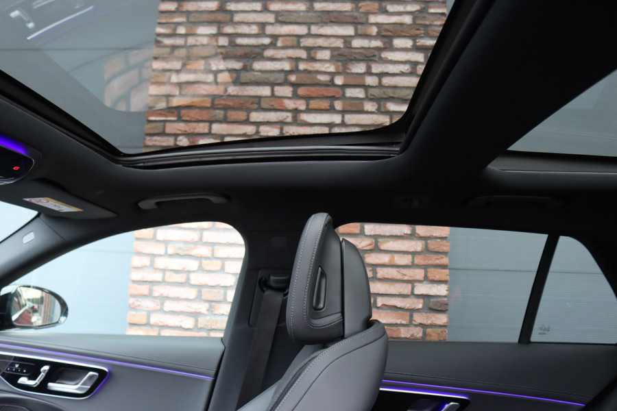 Mercedes-Benz E-Klasse Estate 300 e AMG Line | Distronic | Panoramadak | Memory | Trekhaak | Soft-Close | Surround Camera | Digital Light | Verwarmd Stuurwiel | Keyless Go | Nightpakket |