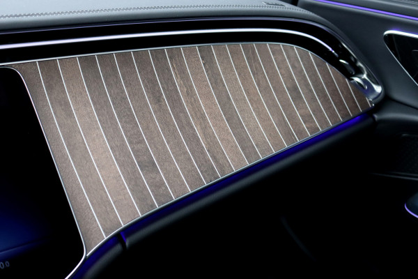 Mercedes-Benz E-Klasse Estate 300 e AMG Line | Distronic | Panoramadak | Memory | Trekhaak | Soft-Close | Surround Camera | Digital Light | Verwarmd Stuurwiel | Keyless Go | Nightpakket |