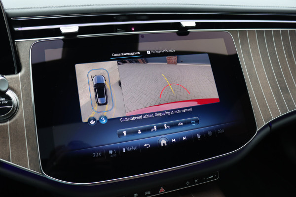 Mercedes-Benz E-Klasse Estate 300 e AMG Line | Distronic | Panoramadak | Memory | Trekhaak | Soft-Close | Surround Camera | Digital Light | Verwarmd Stuurwiel | Keyless Go | Nightpakket |