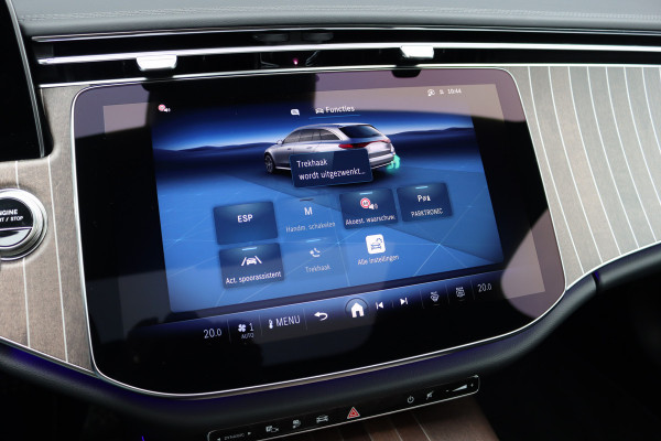 Mercedes-Benz E-Klasse Estate 300 e AMG Line | Distronic | Panoramadak | Memory | Trekhaak | Soft-Close | Surround Camera | Digital Light | Verwarmd Stuurwiel | Keyless Go | Nightpakket |