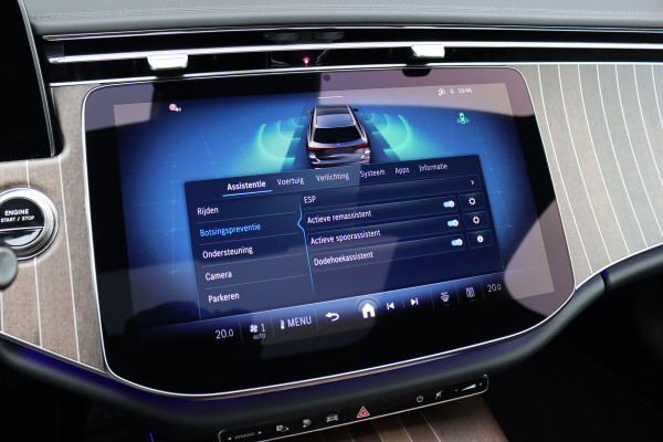 Mercedes-Benz E-Klasse Estate 300 e AMG Line | Distronic | Panoramadak | Memory | Trekhaak | Soft-Close | Surround Camera | Digital Light | Verwarmd Stuurwiel | Keyless Go | Nightpakket |