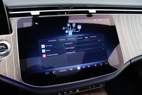 Mercedes-Benz E-Klasse Estate 300 e AMG Line | Distronic | Panoramadak | Memory | Trekhaak | Soft-Close | Surround Camera | Digital Light | Verwarmd Stuurwiel | Keyless Go | Nightpakket |