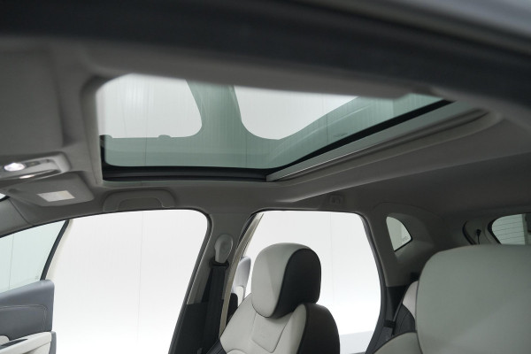 Renault Captur TCe 120 EDC Initiale Paris | Camera | Dodehoekdetectie | Panoramadak | Navigatie