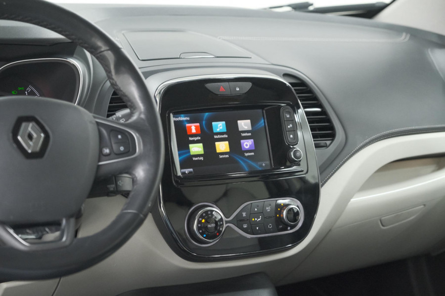 Renault Captur TCe 120 EDC Initiale Paris | Camera | Dodehoekdetectie | Panoramadak | Navigatie