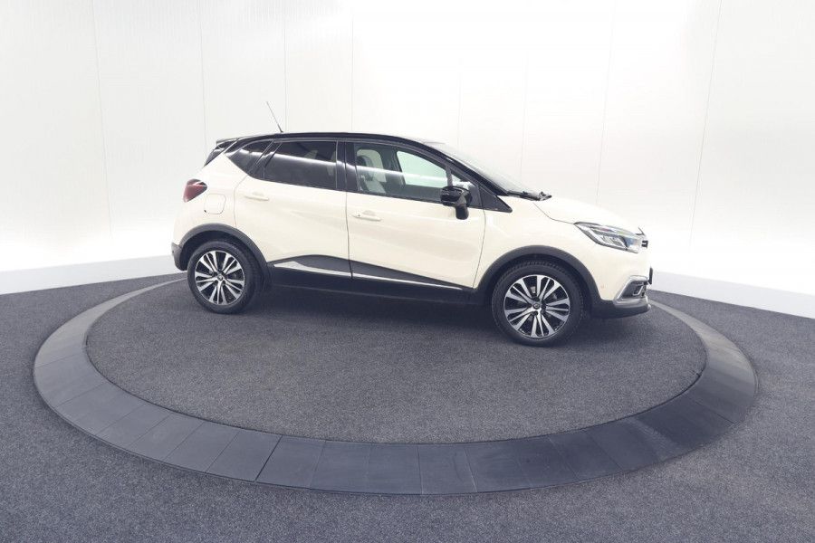 Renault Captur TCe 120 EDC Initiale Paris | Camera | Dodehoekdetectie | Panoramadak | Navigatie