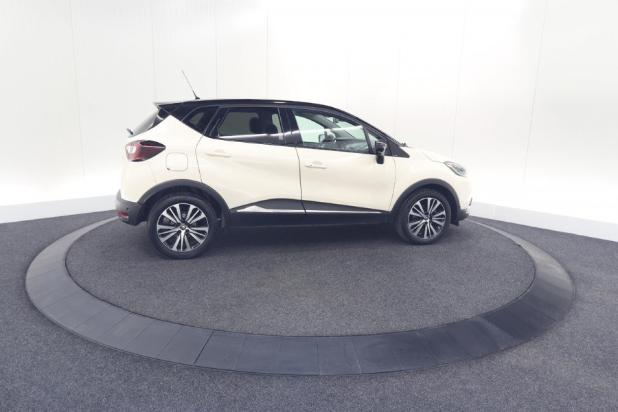 Renault Captur TCe 120 EDC Initiale Paris | Camera | Dodehoekdetectie | Panoramadak | Navigatie