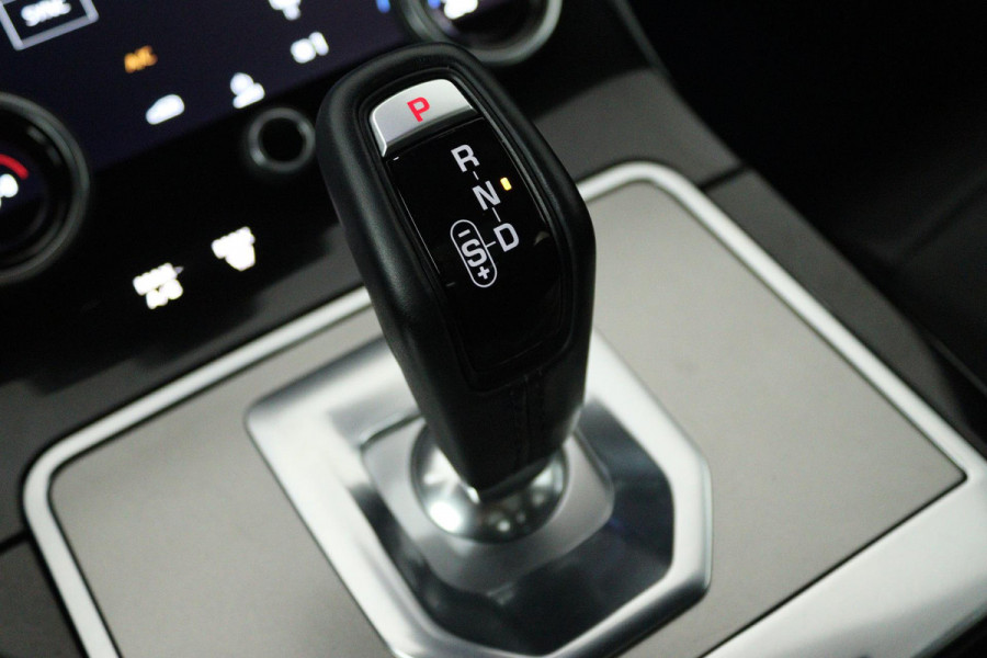 Land Rover Range Rover Evoque 1.5 S (PANORAMADAK, STOELVERWARMING, ACHTERUITRIJCAMERA, PARKEERSENSOREN, LANE-ASSIST)