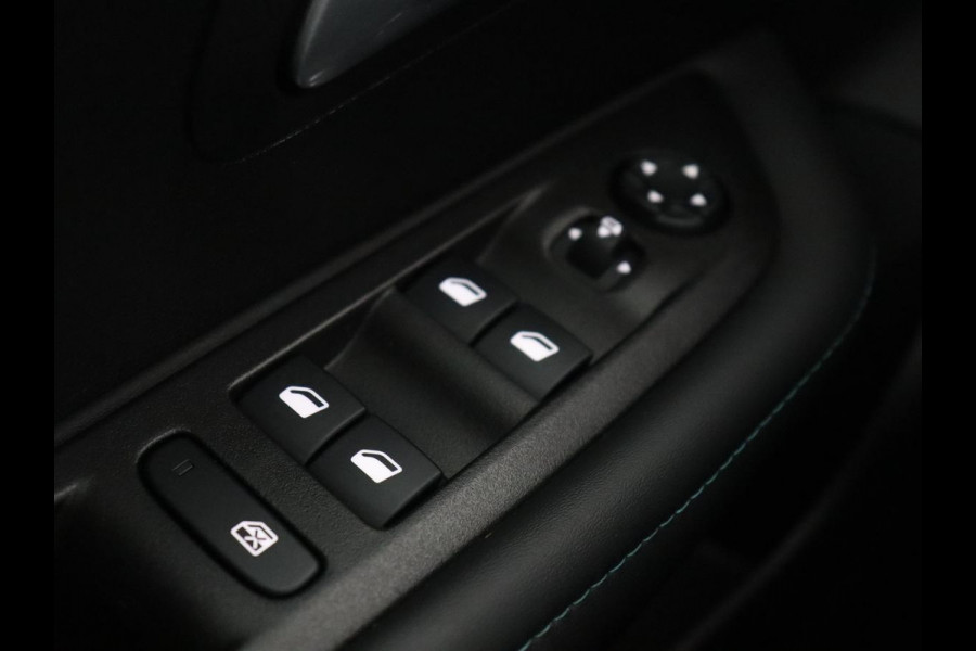Peugeot e-208 EV Allure 50 kWh | Camera | Carplay | Half leder | Keyless | Navigatie | Full LED | Parkeerhulp | DAB | Getint glas | Climate control | Cruise control