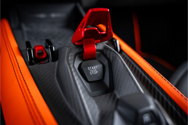 Lamborghini Revuelto - Arancio Apodis | Origineel NL | Volledig PPF | Carbon Interior | Passenger Display