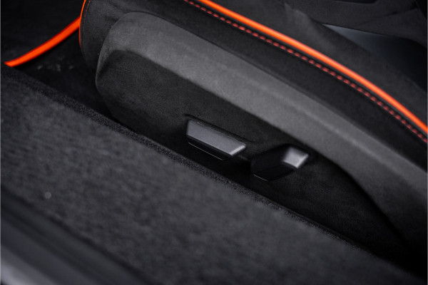 Lamborghini Revuelto - Arancio Apodis | Origineel NL | Volledig PPF | Carbon Interior | Passenger Display