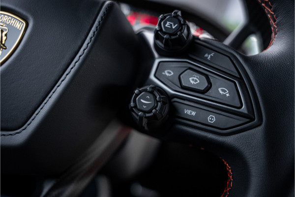 Lamborghini Revuelto - Arancio Apodis | Origineel NL | Volledig PPF | Carbon Interior | Passenger Display