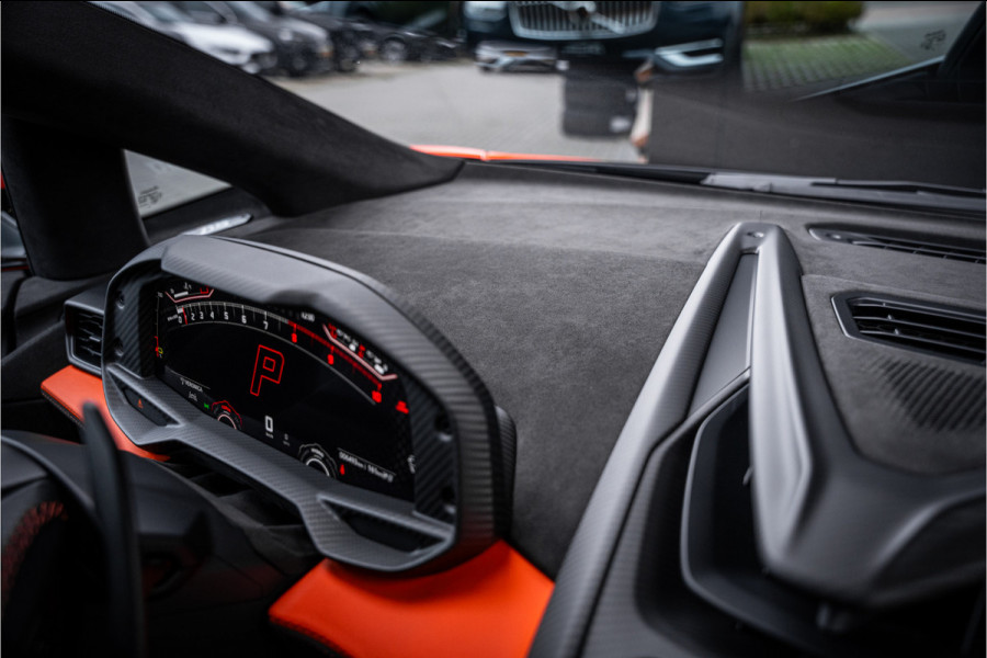 Lamborghini Revuelto - Arancio Apodis | Origineel NL | Volledig PPF | Carbon Interior | Passenger Display