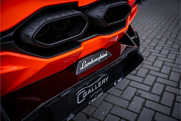 Lamborghini Revuelto - Arancio Apodis | Origineel NL | Volledig PPF | Carbon Interior | Passenger Display