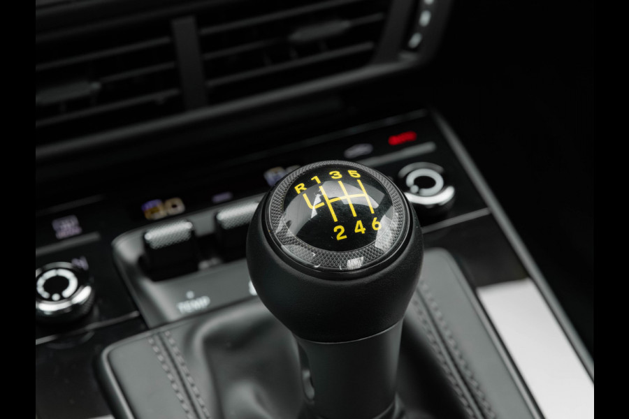 Porsche 911 4.0 GT3 Touring - 992.2 - Manual - 2+2 - Carbon Buckets - Lift - Bose - Matrix LED