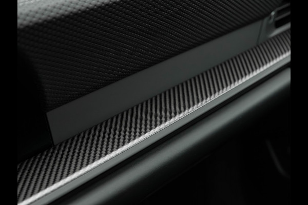 Porsche 911 4.0 GT3 Touring - 992.2 - Manual - 2+2 - Carbon Buckets - Lift - Bose - Matrix LED