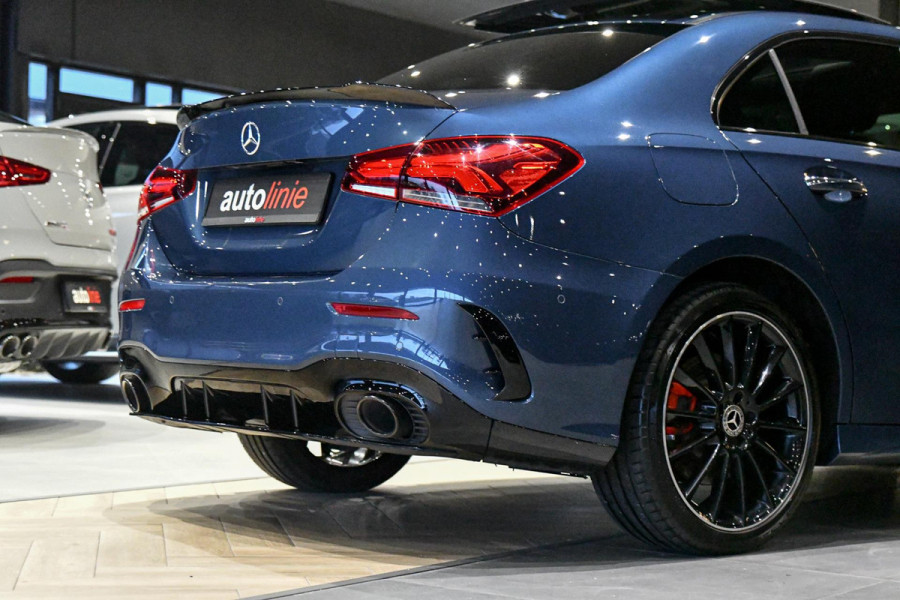 Mercedes-Benz A-Klasse 250 e AMG Night, Pano, Memory, Keyless, Camera, Sfeer, Multibeam, CarPlay!