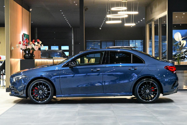 Mercedes-Benz A-Klasse 250 e AMG Night, Pano, Memory, Keyless, Camera, Sfeer, Multibeam, CarPlay!