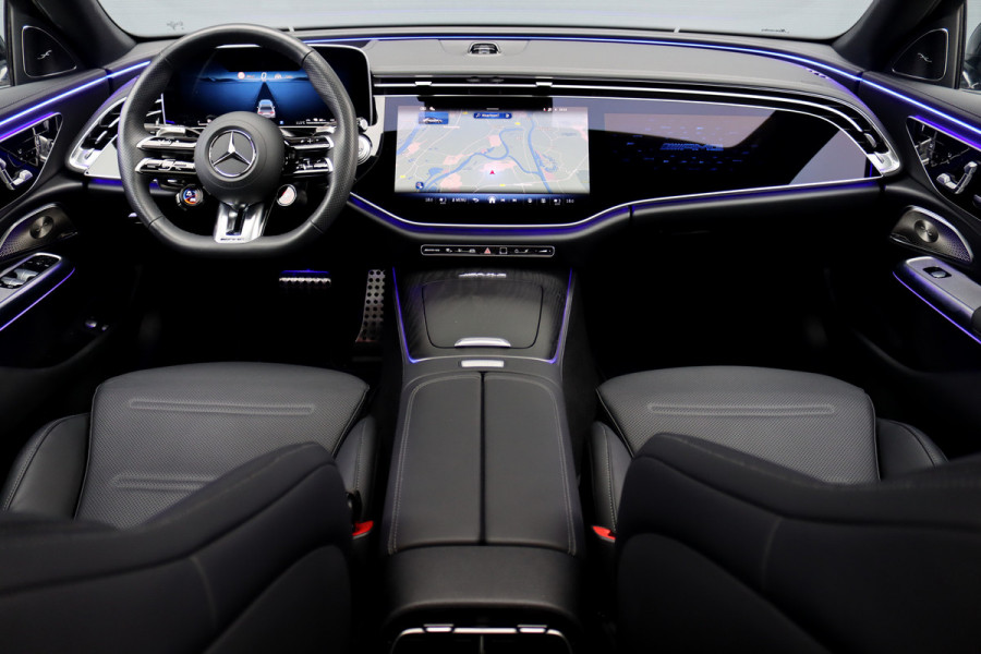 Mercedes-Benz E-Klasse AMG 53 4MATIC+ Premium+ | 585pk | Hyperscreen | Achterasbesturing | Stoelventilatie | Trekhaak | Vlakkenverwarming | Soft-Close | Burmester | Zonweringspakket | 3D-Display | HUD |