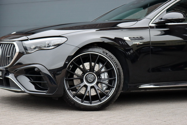 Mercedes-Benz E-Klasse AMG 53 4MATIC+ Premium+ | 585pk | Hyperscreen | Achterasbesturing | Stoelventilatie | Trekhaak | Vlakkenverwarming | Soft-Close | Burmester | Zonweringspakket | 3D-Display | HUD |