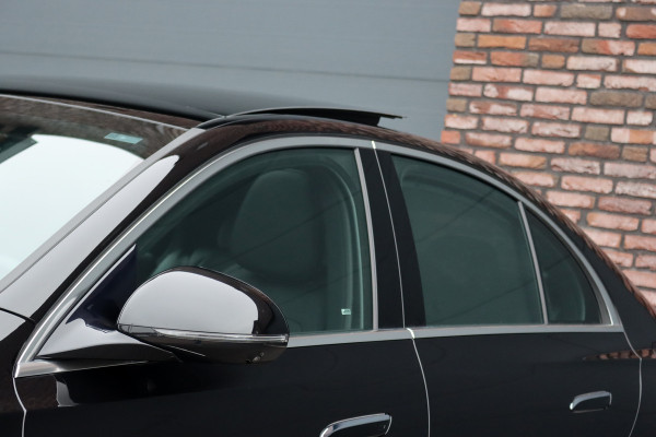 Mercedes-Benz E-Klasse AMG 53 4MATIC+ Premium+ | 585pk | Hyperscreen | Achterasbesturing | Stoelventilatie | Trekhaak | Vlakkenverwarming | Soft-Close | Burmester | Zonweringspakket | 3D-Display | HUD |