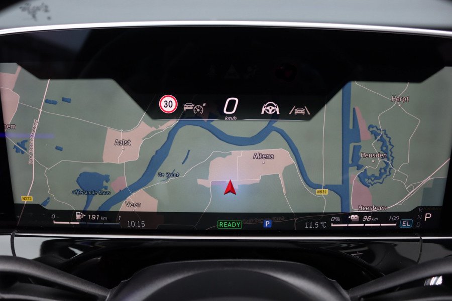 Mercedes-Benz E-Klasse AMG 53 4MATIC+ Premium+ | 585pk | Hyperscreen | Achterasbesturing | Stoelventilatie | Trekhaak | Vlakkenverwarming | Soft-Close | Burmester | Zonweringspakket | 3D-Display | HUD |