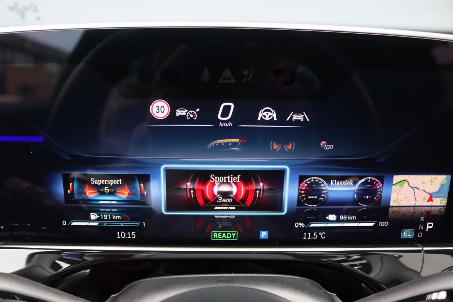 Mercedes-Benz E-Klasse AMG 53 4MATIC+ Premium+ | 585pk | Hyperscreen | Achterasbesturing | Stoelventilatie | Trekhaak | Vlakkenverwarming | Soft-Close | Burmester | Zonweringspakket | 3D-Display | HUD |