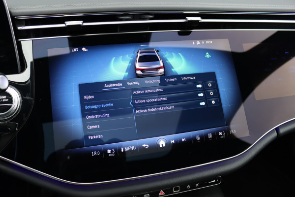 Mercedes-Benz E-Klasse AMG 53 4MATIC+ Premium+ | 585pk | Hyperscreen | Achterasbesturing | Stoelventilatie | Trekhaak | Vlakkenverwarming | Soft-Close | Burmester | Zonweringspakket | 3D-Display | HUD |