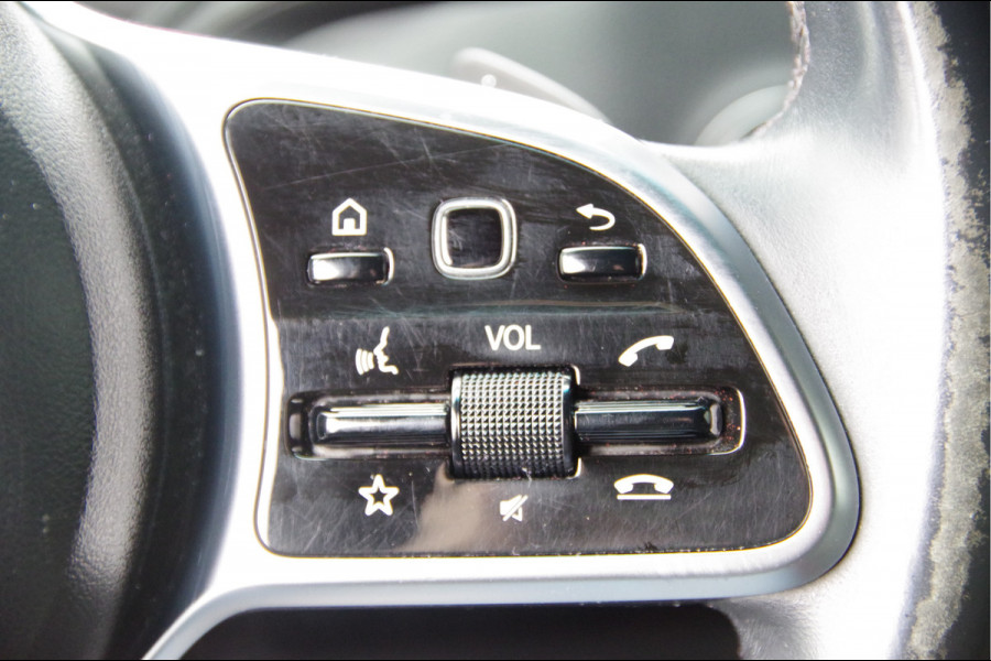 Mercedes-Benz Sprinter 519 3.0 CDI V6 L3 AUT. OPEN LAADBAK, LED, 3.5T TREKHAAK, STANDKACHEL, CAMERA, MBUX 10'', LEDER STUUR, NAVI, CLIMA