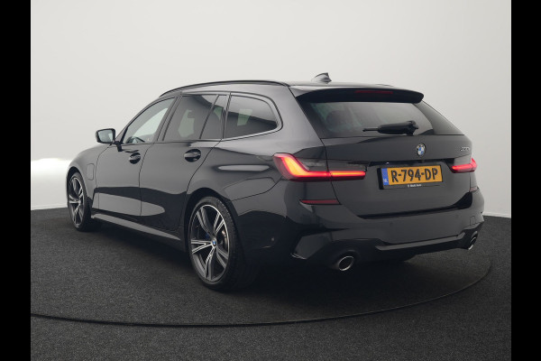 BMW 3 Serie Touring 330e M Sport Plug In Hybrid 293pk PHEV | Panodak | Adaptief Onderstel | Head Up | Adaptive Cruise | Laser LED || Camera | Alcantara Sportstoelen Memory & Verwarmd | Apple Carplay | Sfeerverlichting | Navigatie | Keyless | Bli