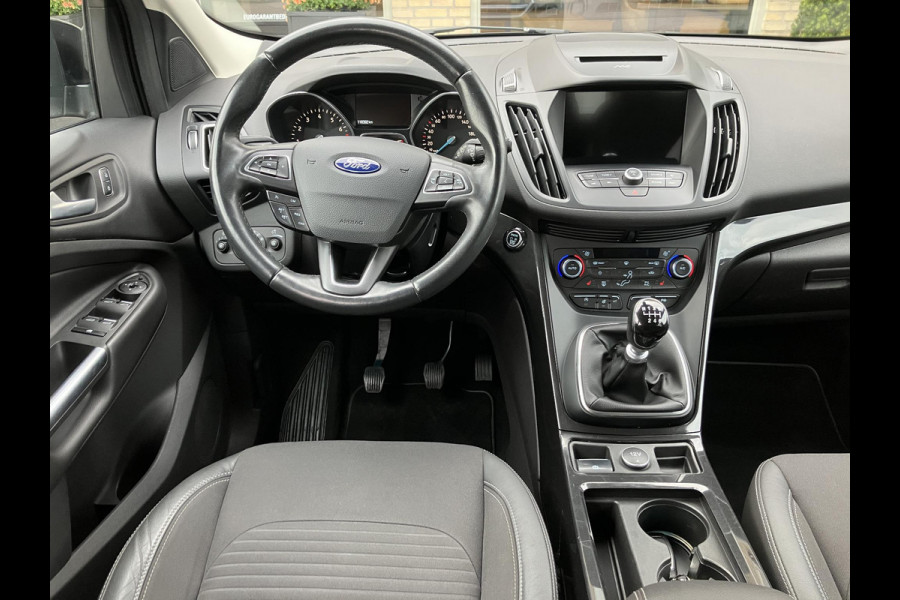 Ford Kuga 1.5 EcoBoost Titanium | Trekhaak | Camera | 1e eigenaar | NAP